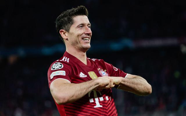 开局零铺垫，碰面就是干！阿斯普伦德10秒KO夺下UFC入场券！（毫无试探，开场秒杀！阿斯普伦德10秒KO赢得UFC合约）