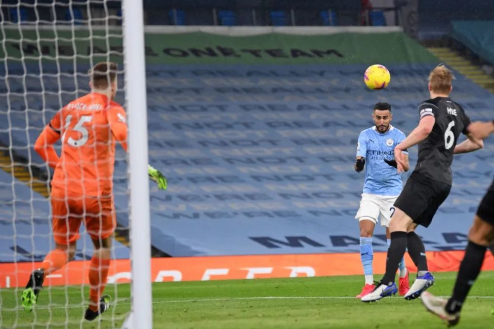 泽林斯基：点球绝对不存在；接下来必须回联赛里赢球（泽林斯基：这粒点球根本不存在，接下来必须在联赛取胜）