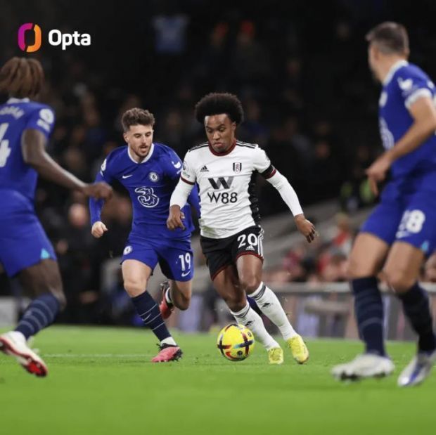 威少21分11助攻约基奇44分13篮板 国王绝地反击终结八连败（国王上演逆袭止住八连败，威少21+11、约基奇44+13）