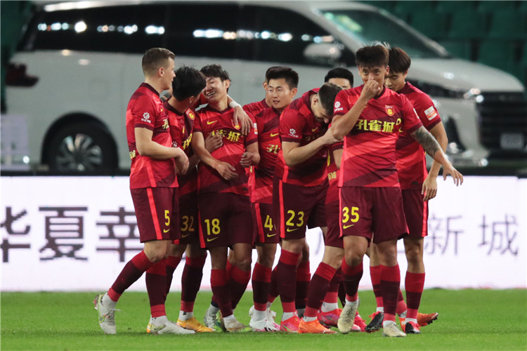 快船121-105篮网 球员评价：4人优秀，3人及格，2人低迷
